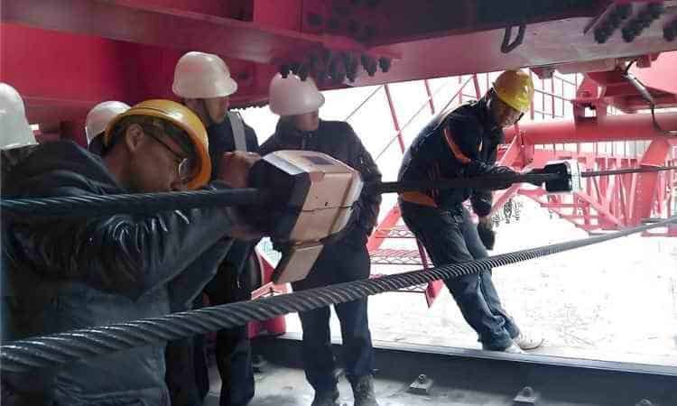 Inspection of steel wire ropes